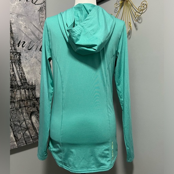 Under Armour Pullover Hoodie Lightweight ISO-Chill Fabric Ladies Size XS - Picture 4 of 8